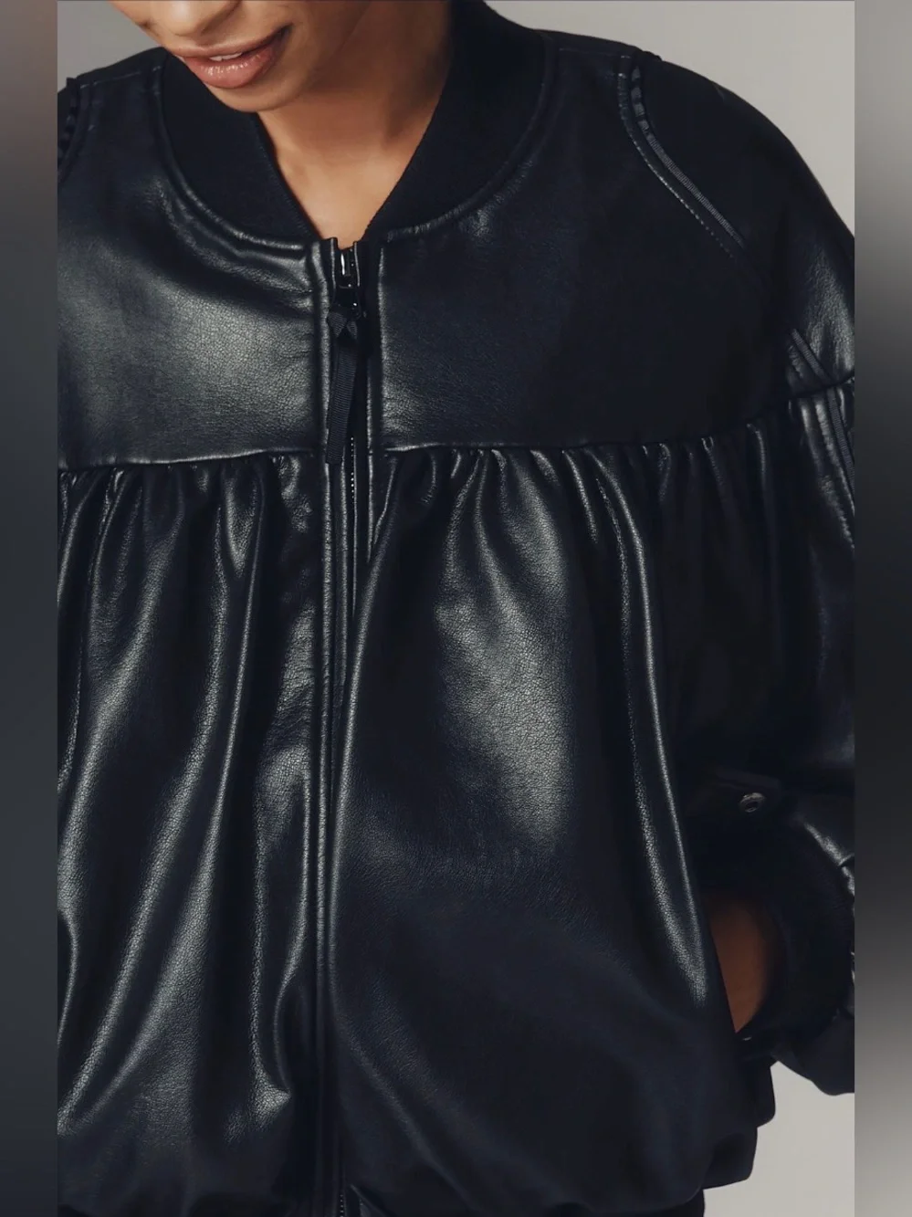 ✨ Anthropologie Faux Leather Crop Bubble Bomber Jacket Sz M - Picture 4 of 9